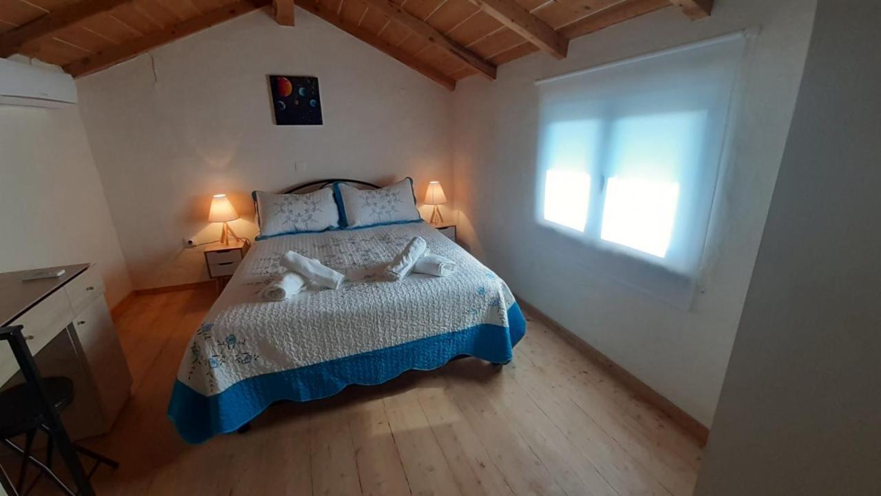 White Manolia Cottage Kato Korakiana Екстериор снимка