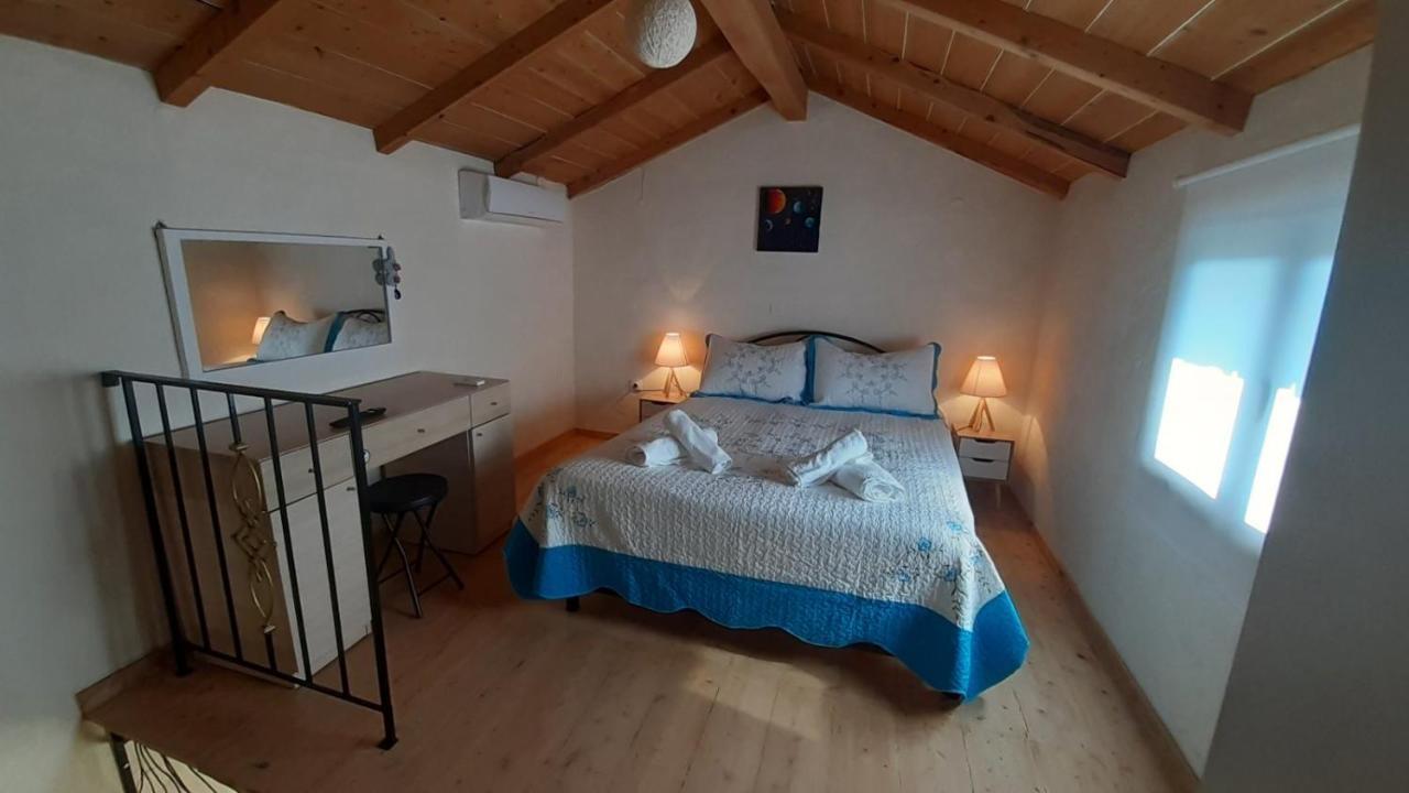 White Manolia Cottage Kato Korakiana Екстериор снимка